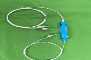 (2+1)×1 光纖合束器